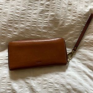 Fossil leather wallet wristlet